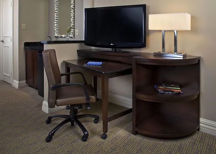 Courtyard By Marriott New Orleans French Quarter/Iberville