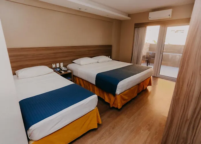 Pajuçara Praia Hotel