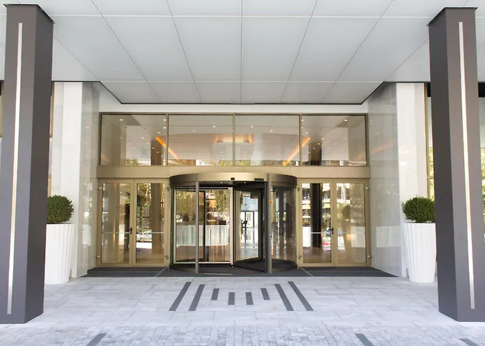 Makedonia Palace
