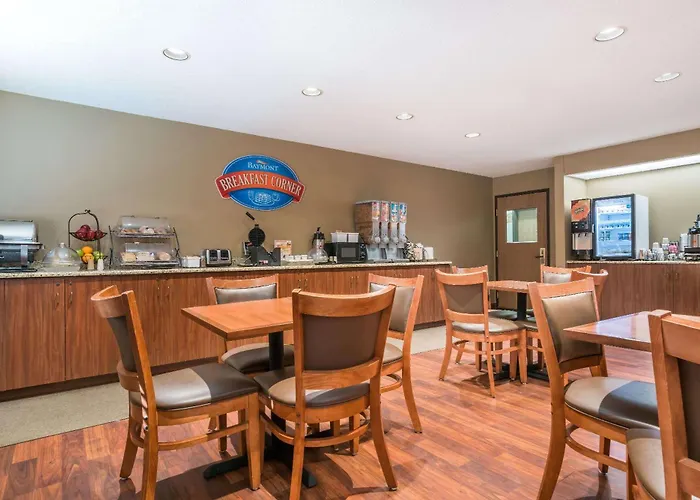Baymont By Wyndham Marshfield