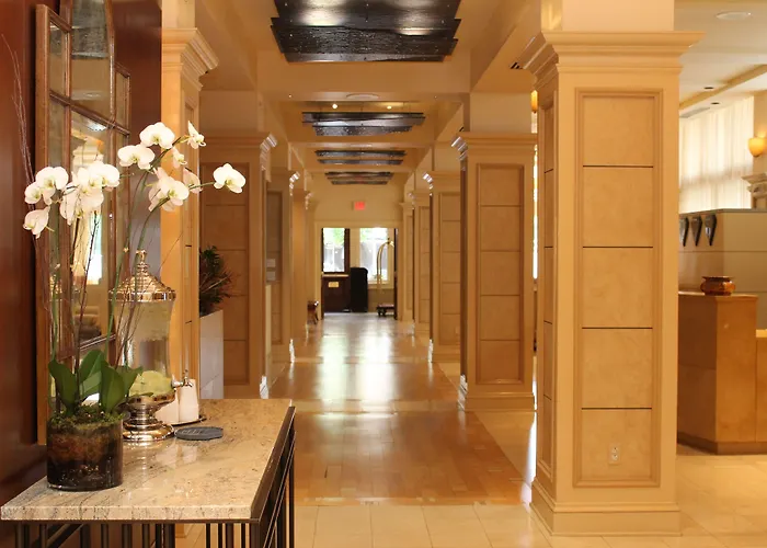 The Ashton Hotel