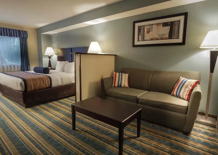 Best Western Plus Berkshire Hills Inn & Suites