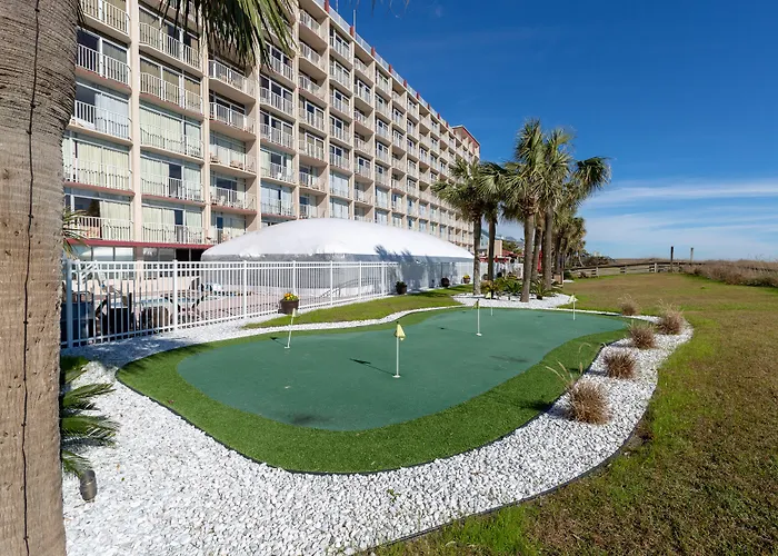 Maritime Beach Club