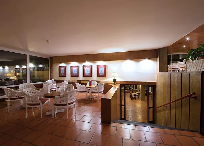 Baia Madeira Hotel