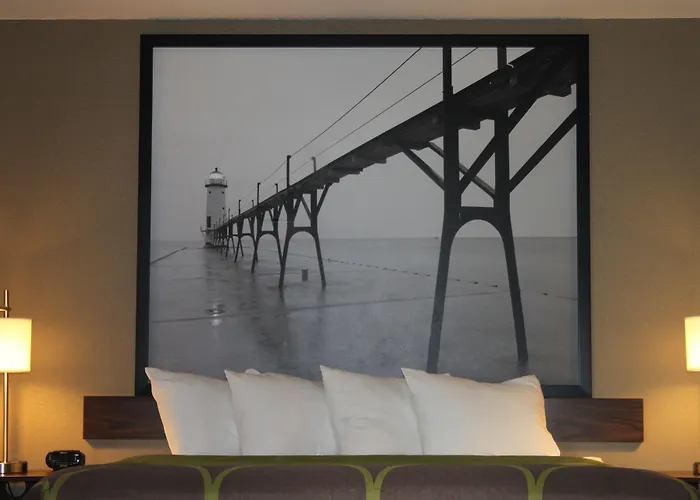 Super 8 By Wyndham Manistee