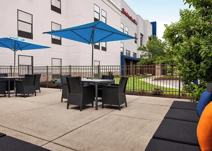 Hampton Inn & Suites Valparaiso