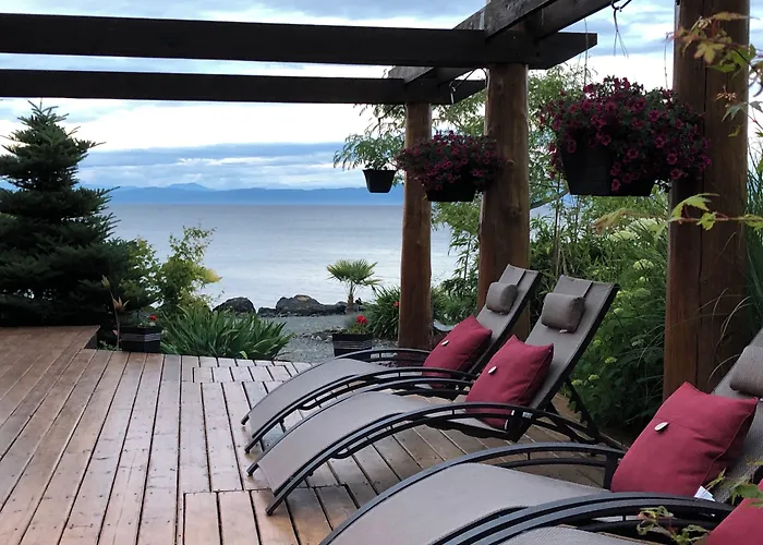 Beachfront Two Bedroom Suite With Sofa Bed