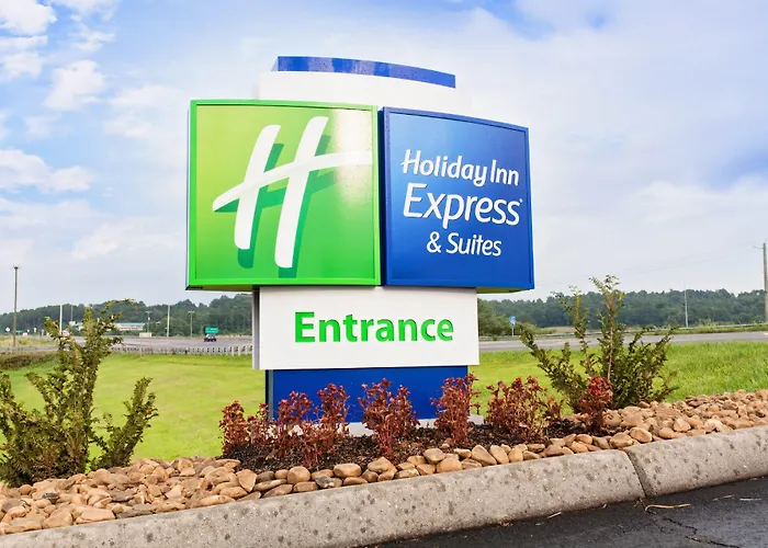 Holiday Inn Express & Suites