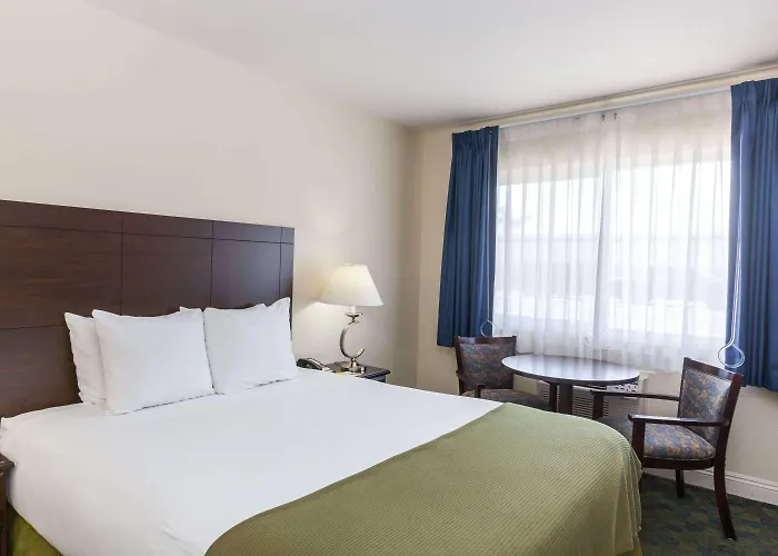Days Inn By Wyndham Santa Maria