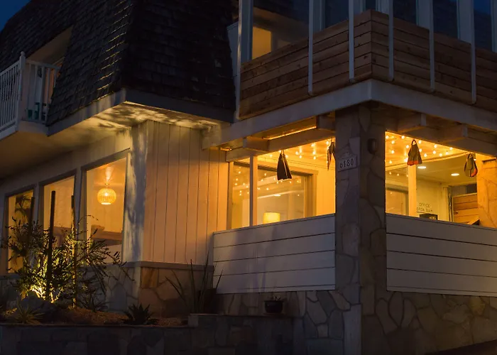 Cambria Beach Lodge
