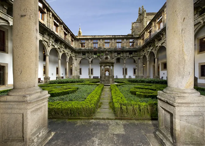 Parador De Santiago - Hostal Reis Catolicos