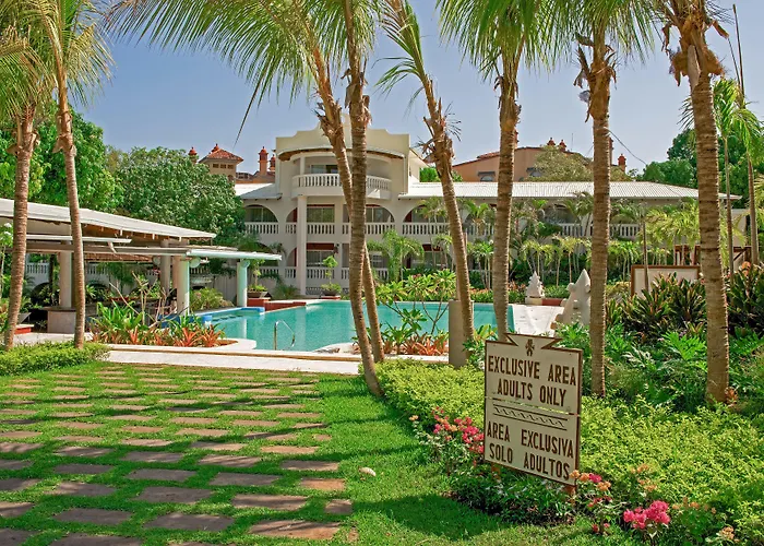 Hotel Tamarindo Diria Beach Resort
