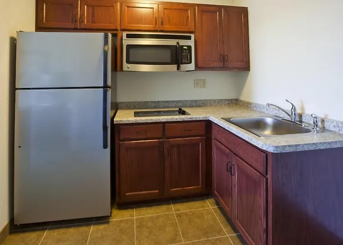 Crossings By Grandstay Inn & Suites