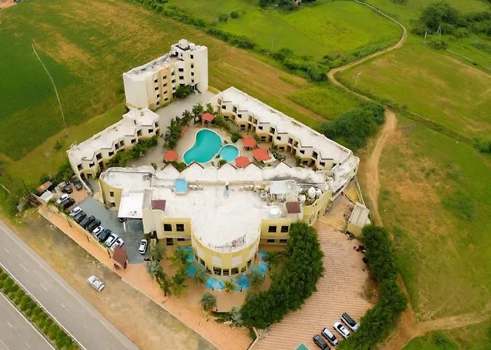 The Sky Imperial Bapu'S Resort, Dwarka