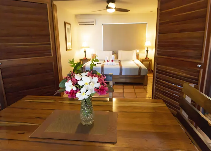 Isla Bonita Yacht Club