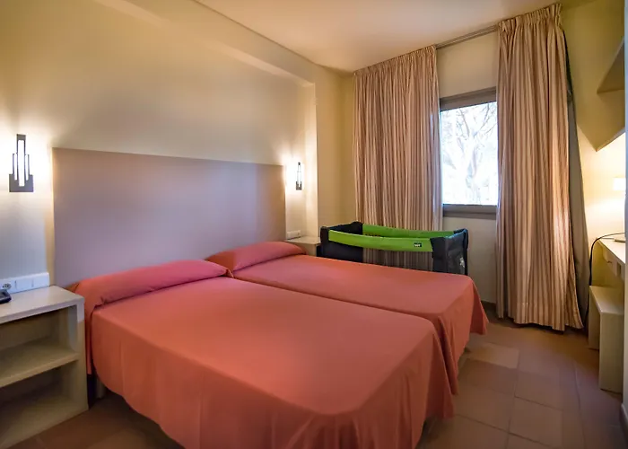 Aparthotel Ciutat De Palol