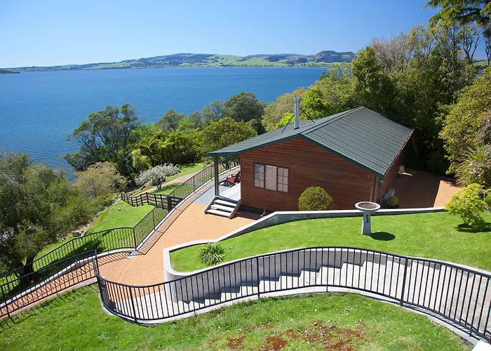 On The Point - Lake Rotorua