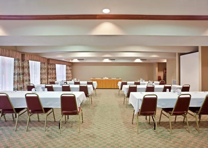 Triple Play Resort Hotel & Suites