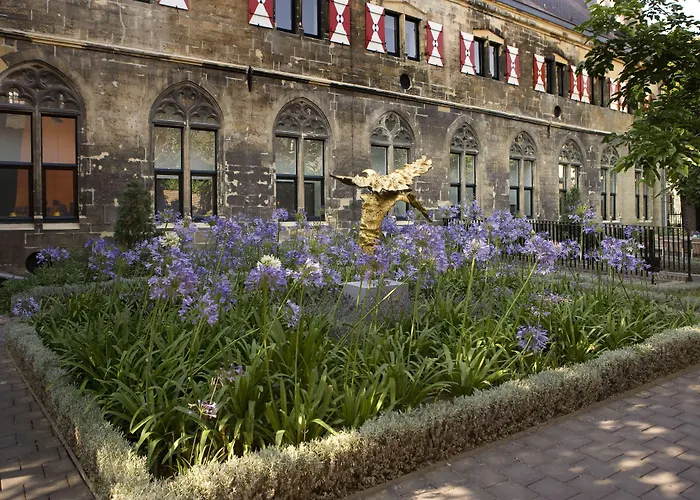 Kruisherenhotel Maastricht - Oostwegel Collection, Member Of Design Hotels