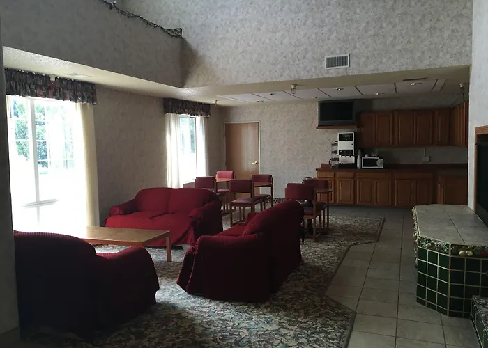 Budget Host Inn