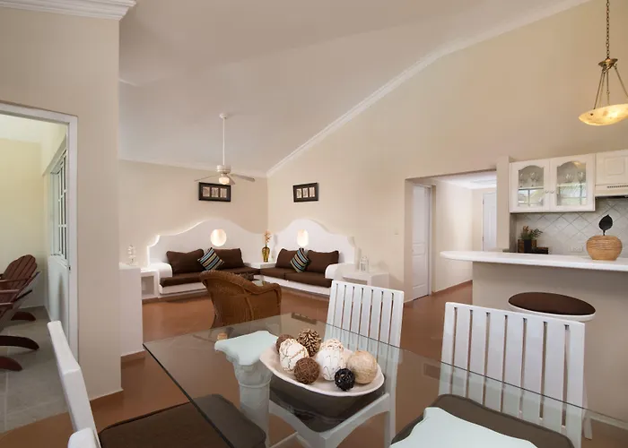 Lifestyle Crown Residence Suites (Adults Only)