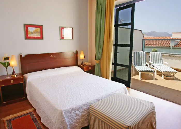 Hotel Puerto De Las Nieves