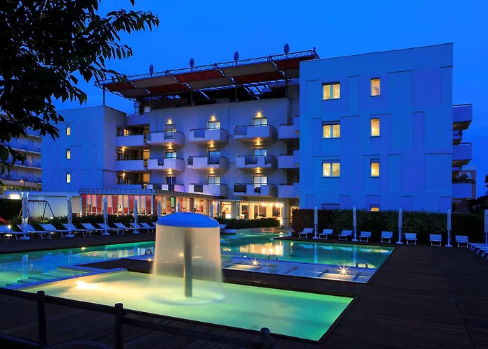 Domino Suite Hotel & Residence