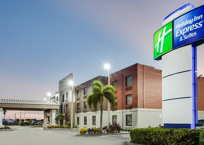 Holiday Inn Express Hotel & Suites Clewiston By Ihg