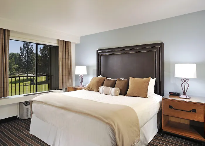 The Lodge At Eagle Crest