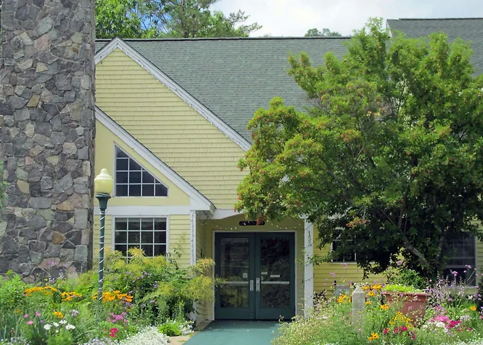 The Lodge At Jackson Village