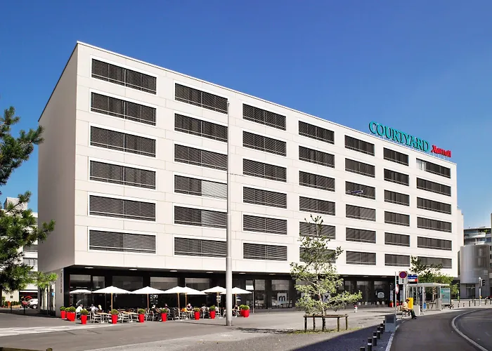 Courtyard By Marriott Zurich North