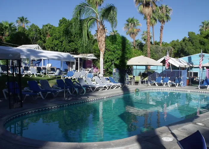 Ccbc Resort Hotel - A Gay Men'S Resort
