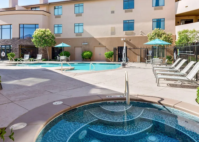 Holiday Inn Express & Suites St George North - Zion