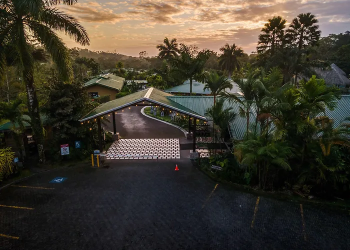 Arenal Manoa Resort & Hot Springs