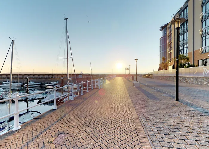 Radisson Blu Waterfront Hotel, Jersey