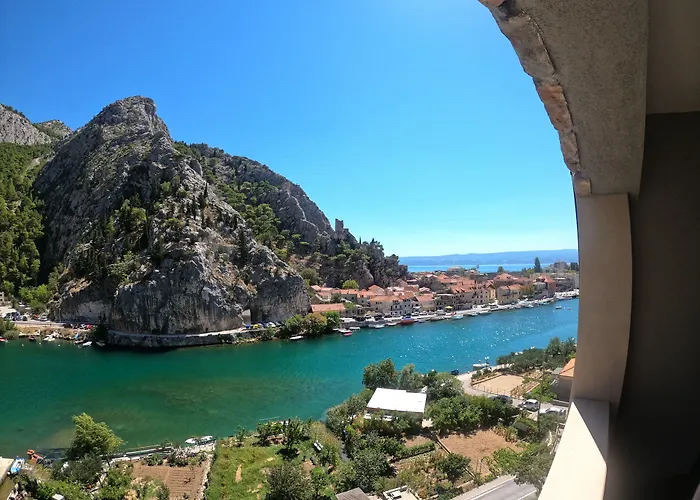 Hotel Villa Dvor (Adults Only)