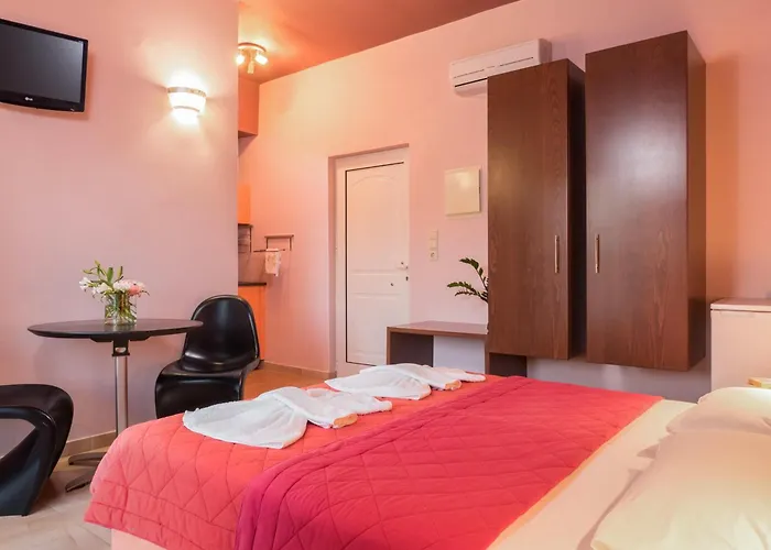 Petritos Rooms And Studios