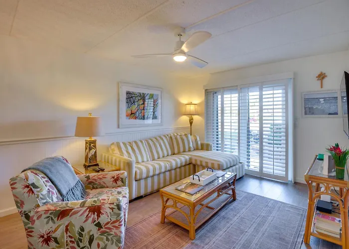 St Augustine Condo W/ Pool Near Flagler College