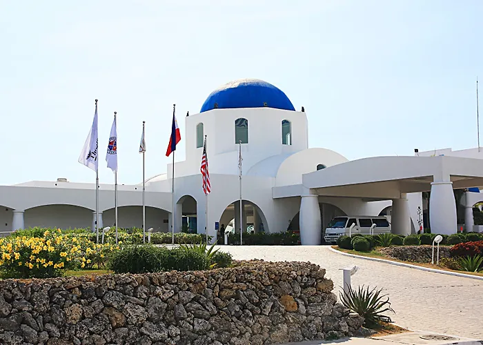 Thunderbird Resorts - Poro Point
