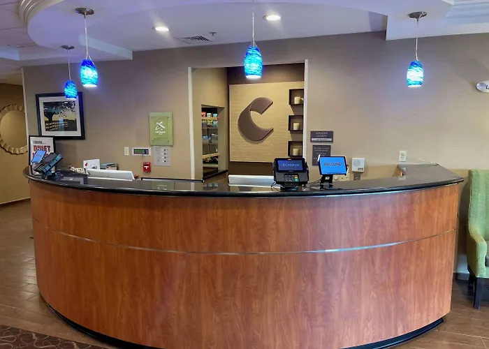 Comfort Suites Lancaster Amish Country
