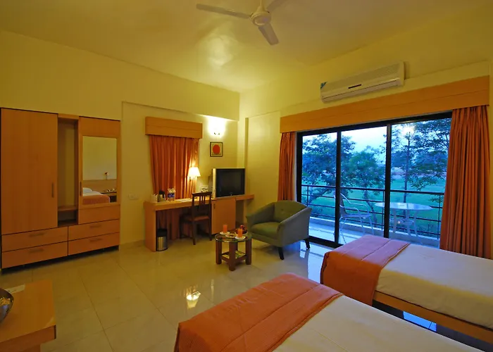 Hotel Phoenix Koregaon Park