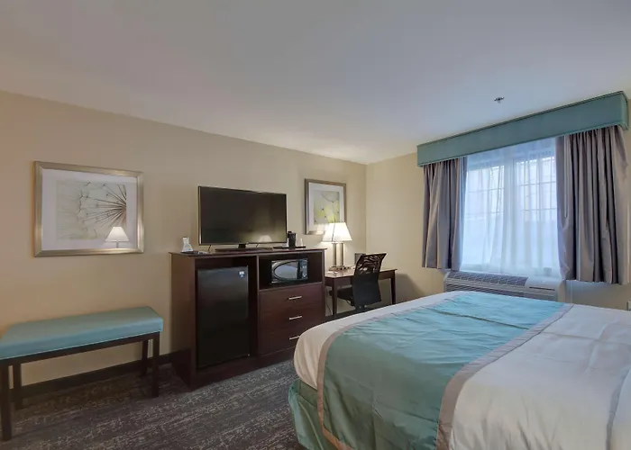 Best Western Hampshire Inn & Suites