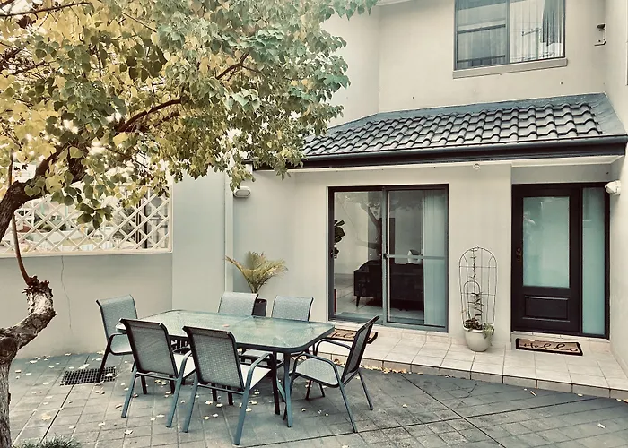Terrigal Sails Serviced Apartments