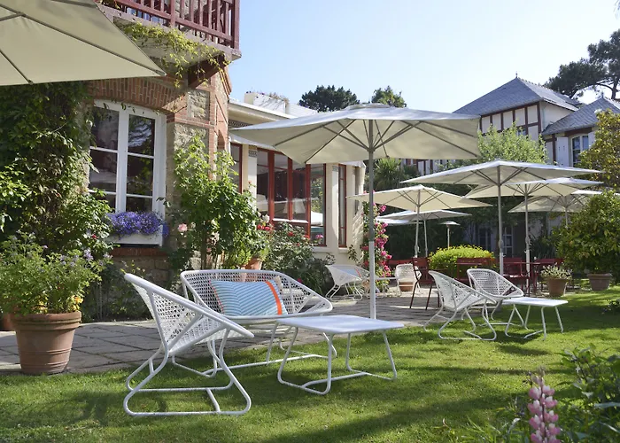 Hôtel Le Saint Christophe