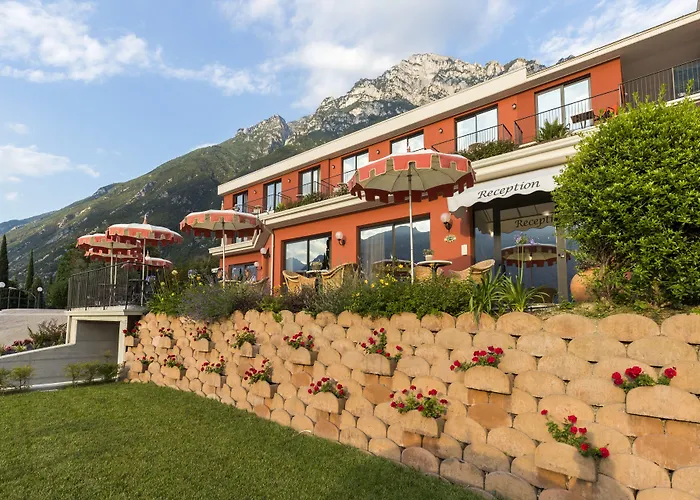 Hotel Oasi Beach