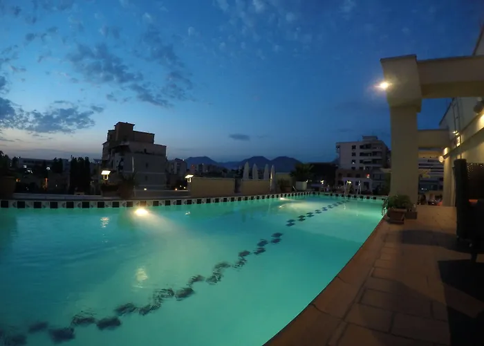Mondial Hotel
