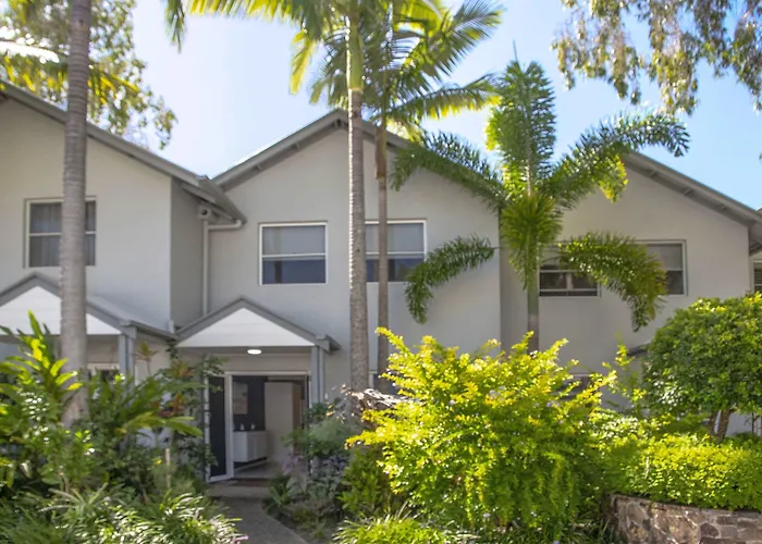 Noosa Entrance Waterfront Resort