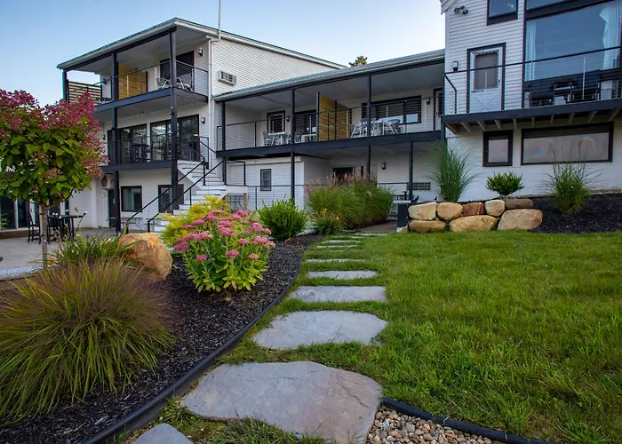 Gunstock Inn & Suites