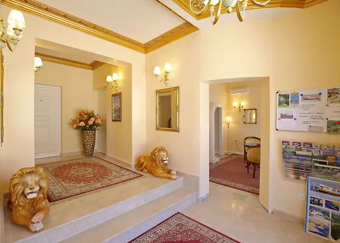 Villa Triana-Adults Only