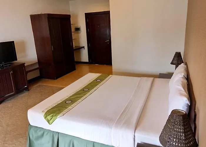 Golden Pine Beach Resort